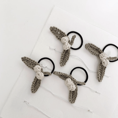 mistletoe hair tie