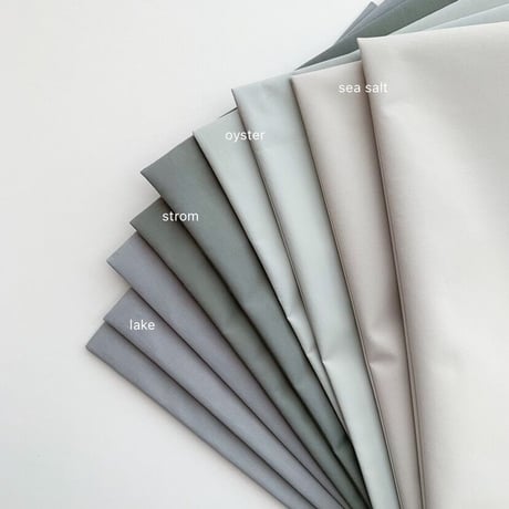 neutral color bag（撥水お着替え袋）