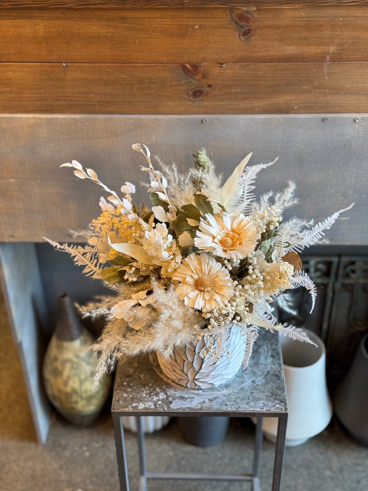 ロゼッタとグリーンの壁面アレンジ⚪︎ドライフラワー ロゼッタ