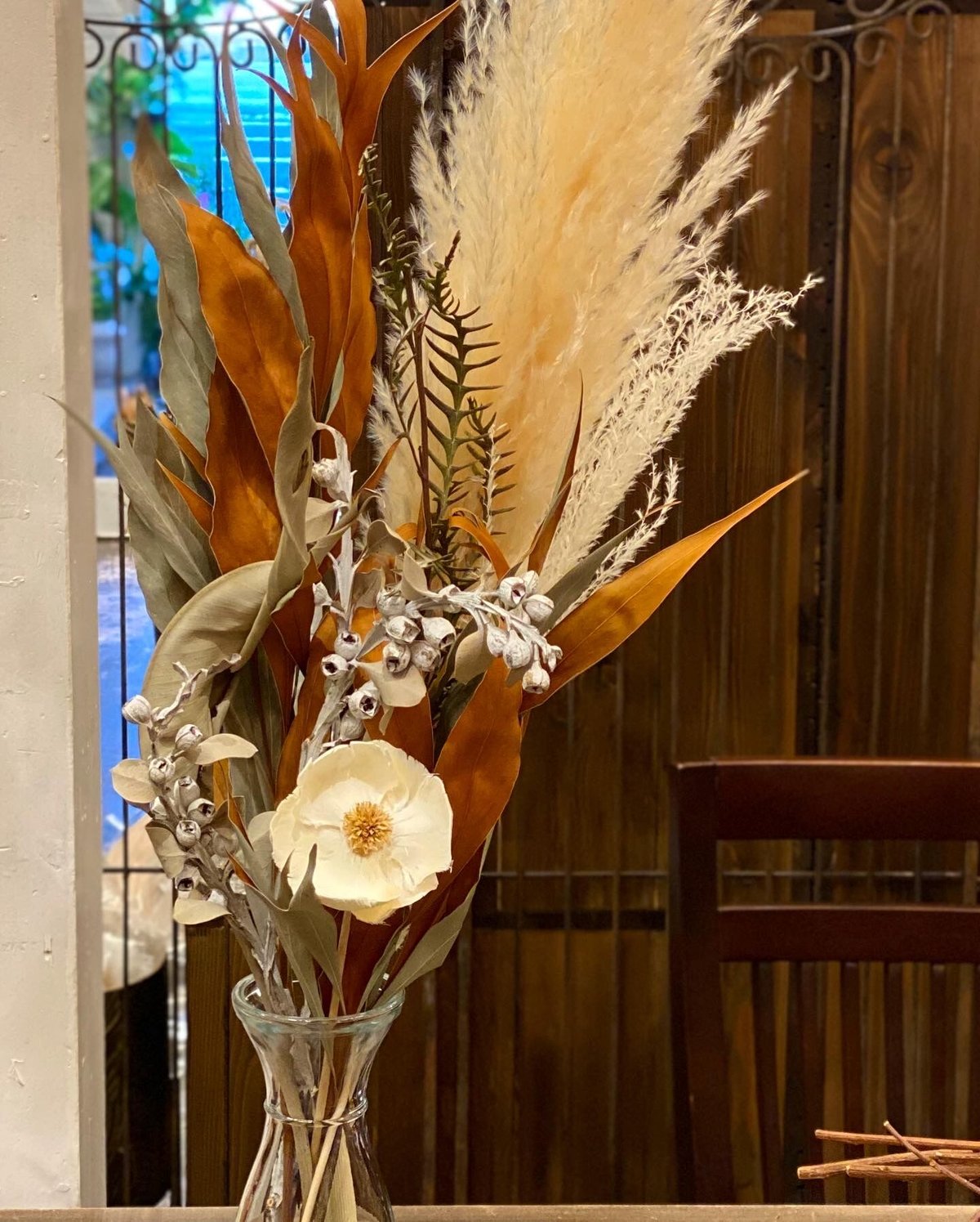 珍品オブジェ フラワーベース金属製三日月型オーナメント チェーン付き