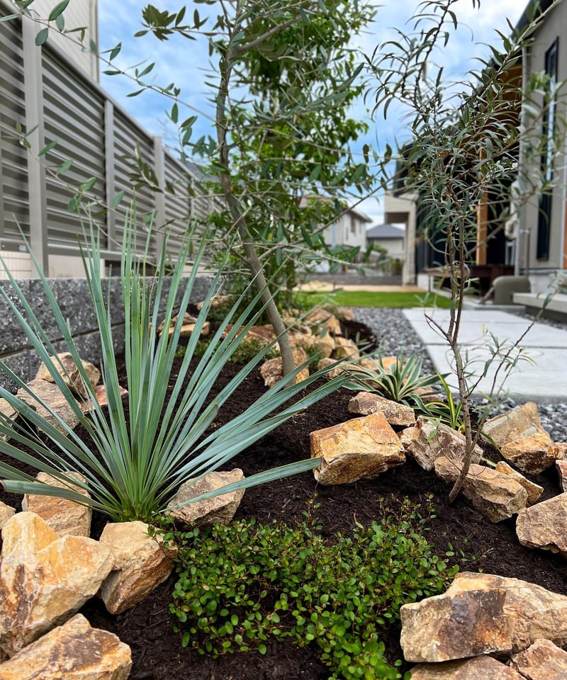 出張造園・植栽 ご自宅 ロックガーデンアレンジver. | iolite online