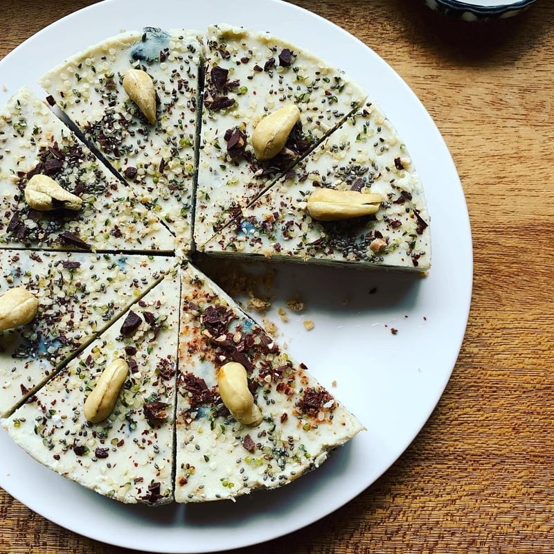 cake クッキー＆クリームのヴィーガンケーキ6号（約18cm） | こぐま堂