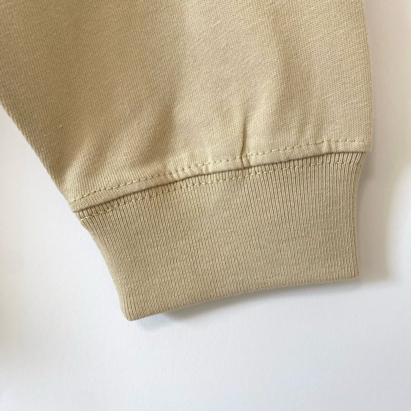 オーバーサイズ長袖【ハートのしろとくろの猫】ロンT ベージュ