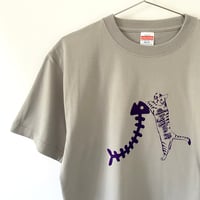 【ねこと骨】グレー Tシャツ 猫柄 綿100% シルクスクリーン オリジナル