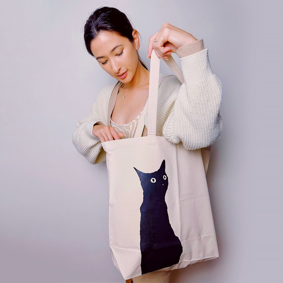 猫柄の大きめトートバッグ】エコバッグ ピクニック お買い物袋 通学