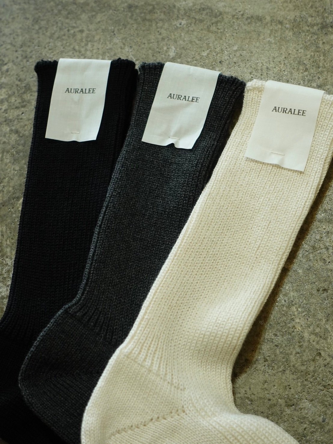 りゅうさま専用 AULAEE COTTON CASHMERE SOCKS 3足 りゅうさま専用 AULAEE COTTON CASHMERE SOCKS 3足 - メルカリ