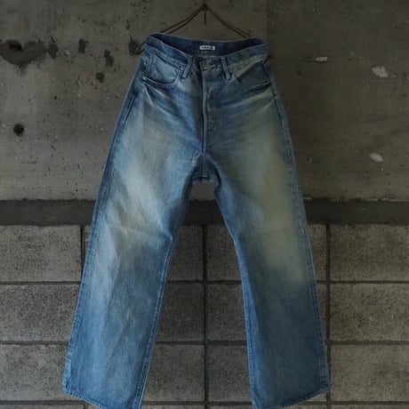 AURALEE(WOMENS) / SELVEDGE FADED HEAVY DENIM PANTS
