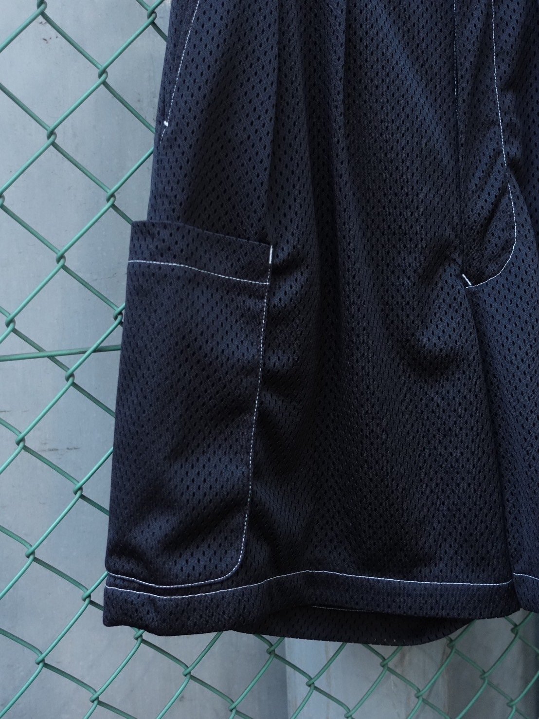 POLY MESH CARGO SHORTS ニート　NEAT Mサイズ　新品 NEAT Poly Mesh Cargo Shorts [BLACK] - Fresh Service