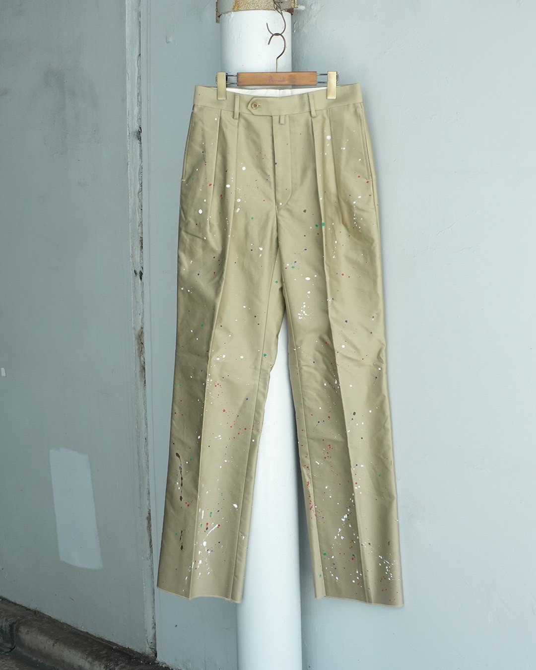 NEAT ベージュ ギザモールスキン　ペイントスプラッター チノパン original