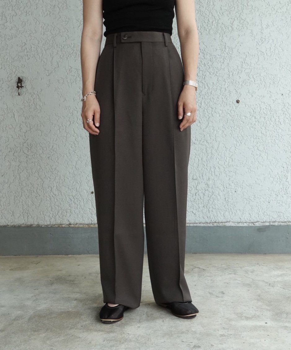 AURALEE(WOMENS) / LIGHT WOOL MAX GABARDINE SLAC