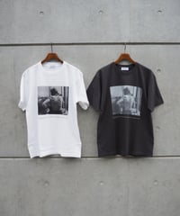 POET MEETS DUBWISE(UNISEX) / A Womans`s Back T-Shirt