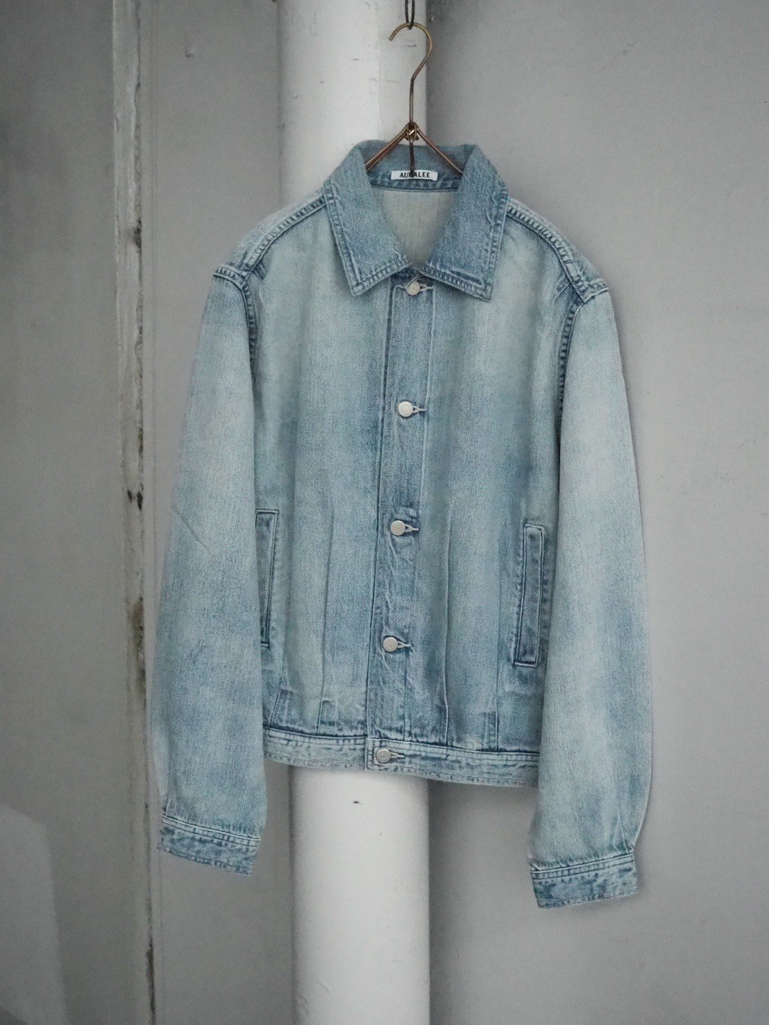 AURALEE(MENS) / FADED SELVEDGE LIGHT DENIM BLOU