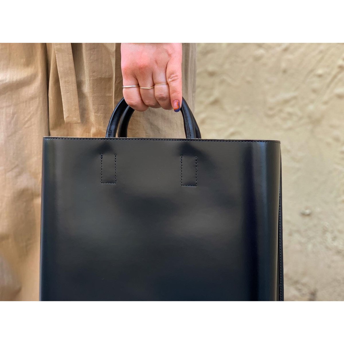 PIENI / TOTE L | Burnish