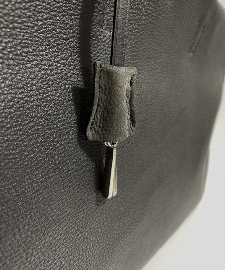 A / BRIEF TOTE