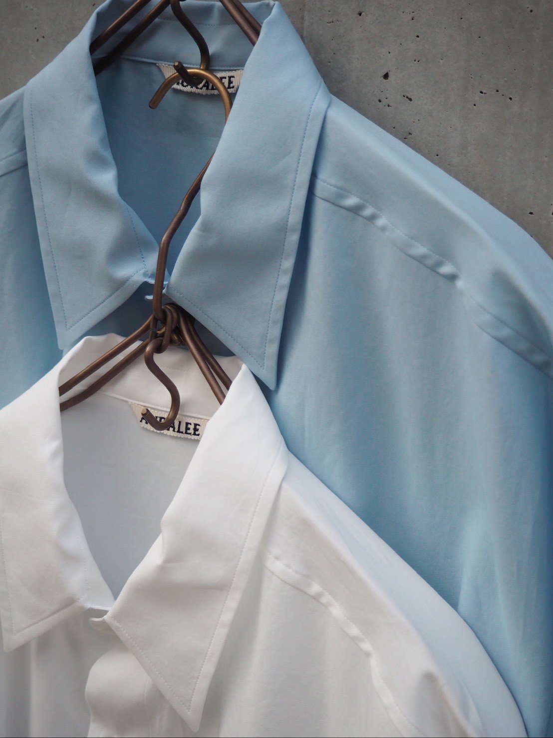 AURALEE(MENS) / WASHED FINX TWILL BIG HALF SLEE