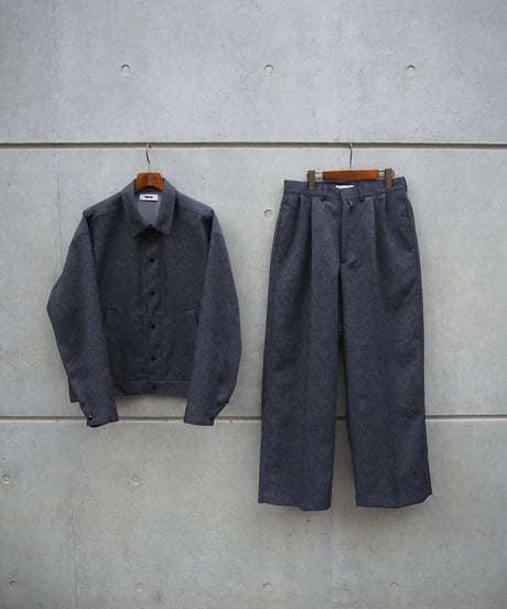 REVER BERATE / TACKED TROUSERS