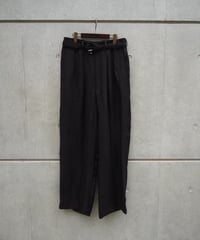 m's braque / BELTED TUCKED BAGGY PANTS