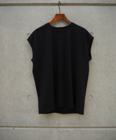 AURALEE(WOMENS) / SEAMLESS CREW NECK SLEEVELESS
