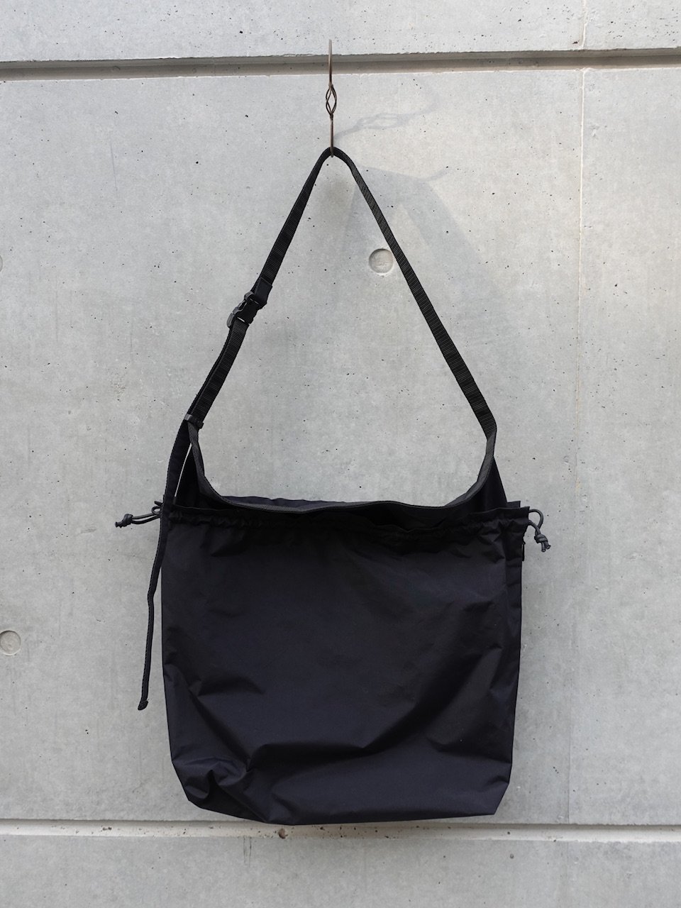 バッグ ERA RENYLON BIG RED CROSS APRON BAG ERA / RENYLON BIG RED CROSS APRON BAG Burnish e