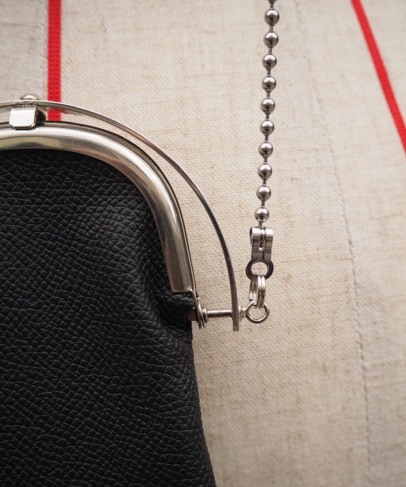 ED ROBERT JUDSON / ODD CHAIN FRAME PURSE | Burnish