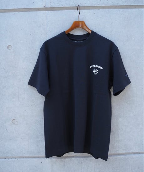 SCYE(MENS) / 30/2 COTTON JERSEY VARSITY LOGO PRINT T-SHIRT
