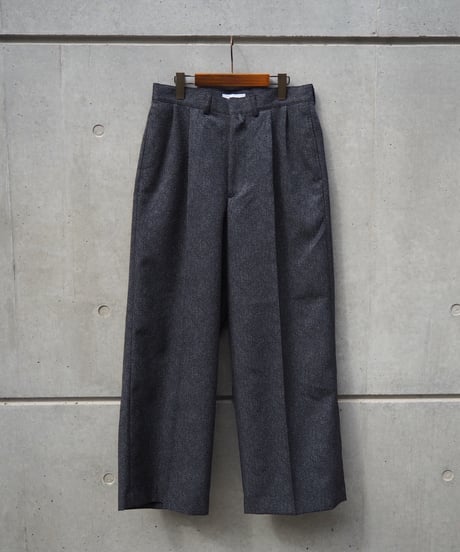 REVER BERATE / TACKED TROUSERS