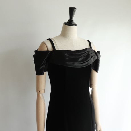 Off-shoulder velor dress