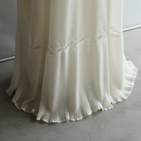 【RENTAL】Gauze long gown