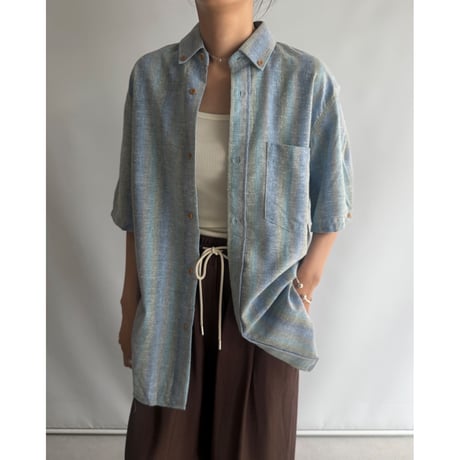 Blue striped short sleeve shirt
