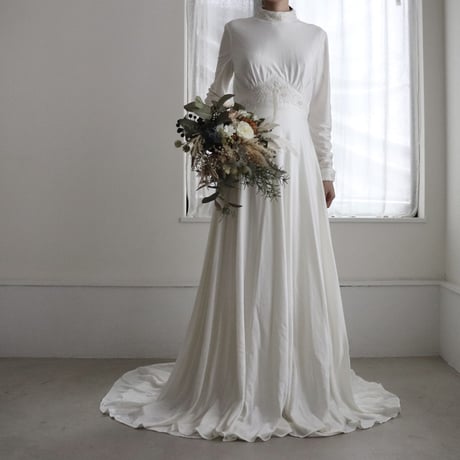 【RENTAL】Long train high neck dress