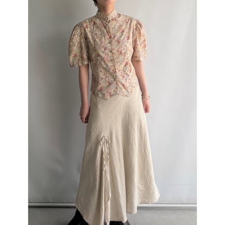 Floral puff sleeve blouse