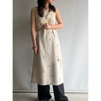 Floral sleeveless dress