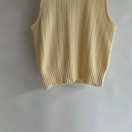 Ivory ribbed vest