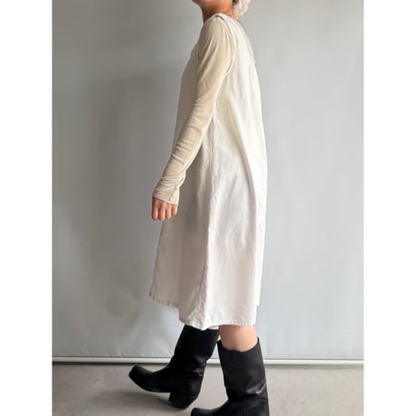 Sleeveless white dress
