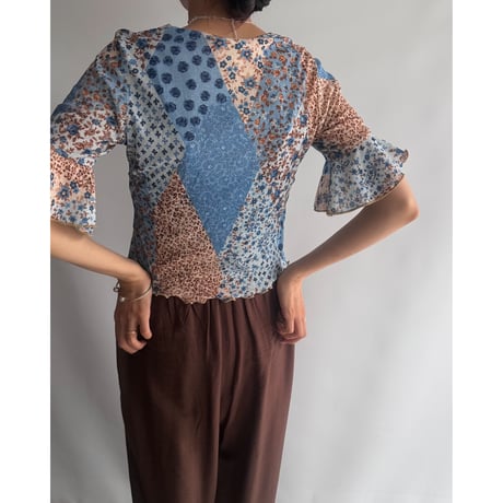 Blue flower tops