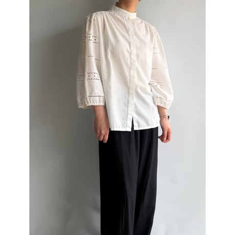 Flower lace stand collar blouse