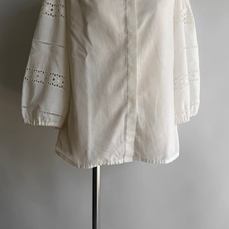 Flower lace stand collar blouse