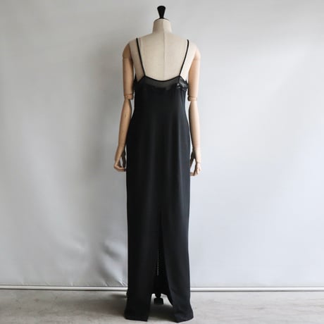 【RENTAL】Beads embroidery black dress