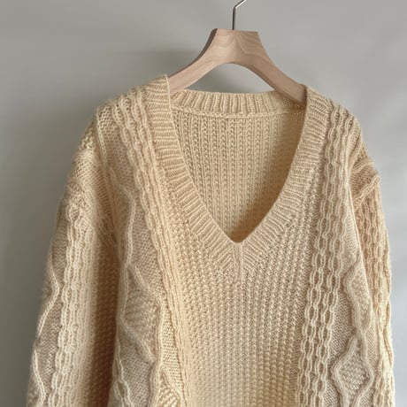 V-neck Alan knit