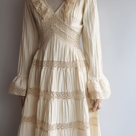【RENTAL】Ivory cotton lace dress