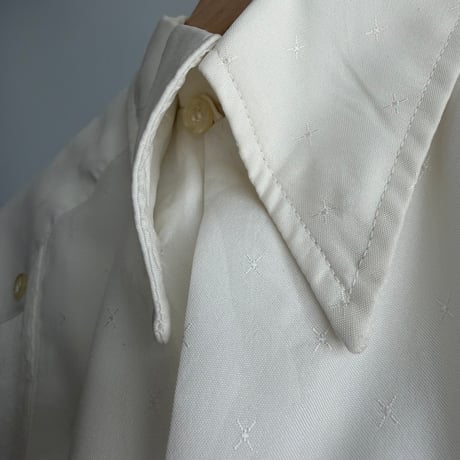 Design short-sleeved shirt