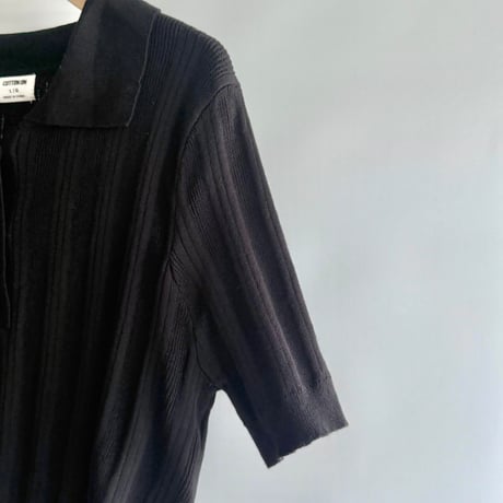 Short length knitted polo