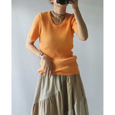 Orange half sleeve knit