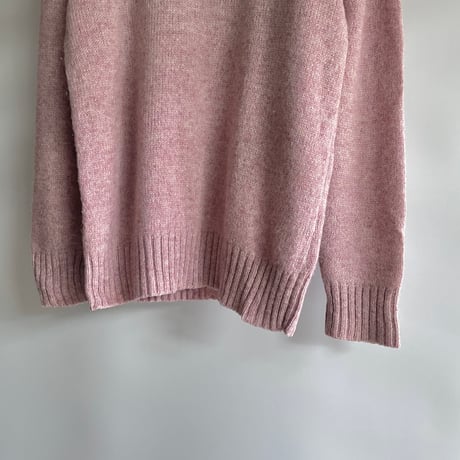 Simple pink knit