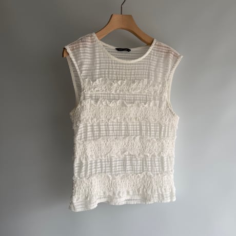 Frill tops