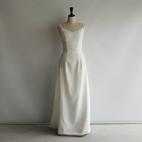 【RENTAL】Organza embroidered dress