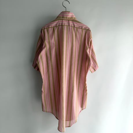70s pinkstripe shirt