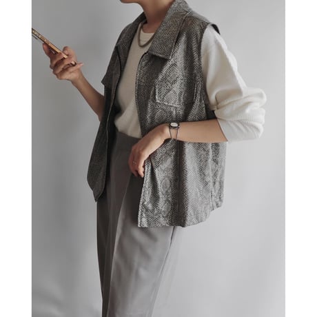Python vest