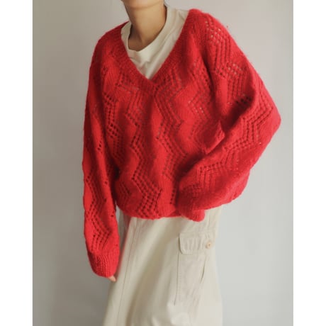 Red scallop knit