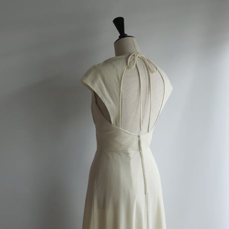 【RENTAL】Front see-through dress